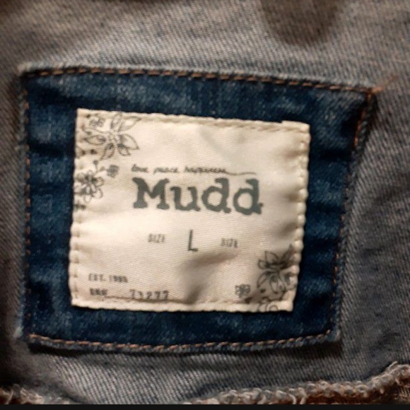 Mudd women's denim jeans destress jacket . Size large - Picture 12 of 12